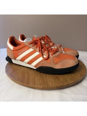Men’s 2009 White & Orange Adidas Marathon 80 Trainers Size 13 US / 12.5 UK